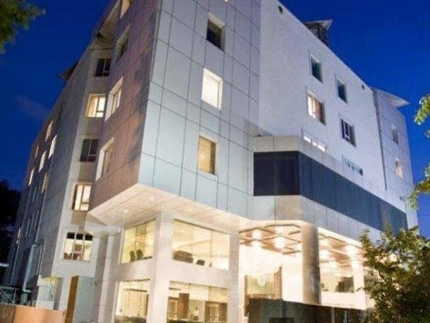 Shravanthi Sarovar Portico Bangalore Exterior photo